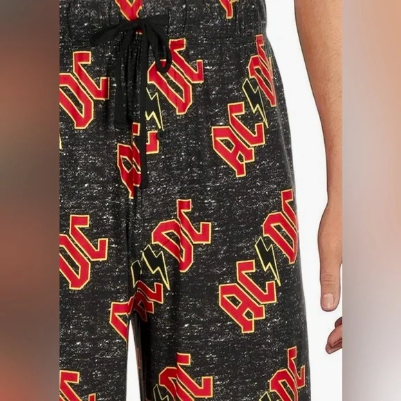 AC⚡️DC, NWT, Rock Men’s Pajama Pants, M (32-34) - Picture 3 of 4